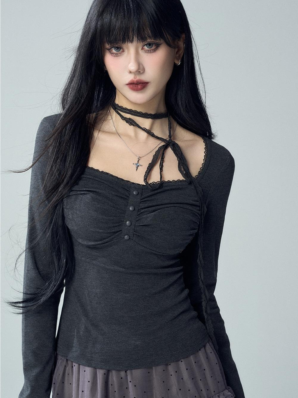 LADYGHOST Black Lace Button Pleated Solid Women&