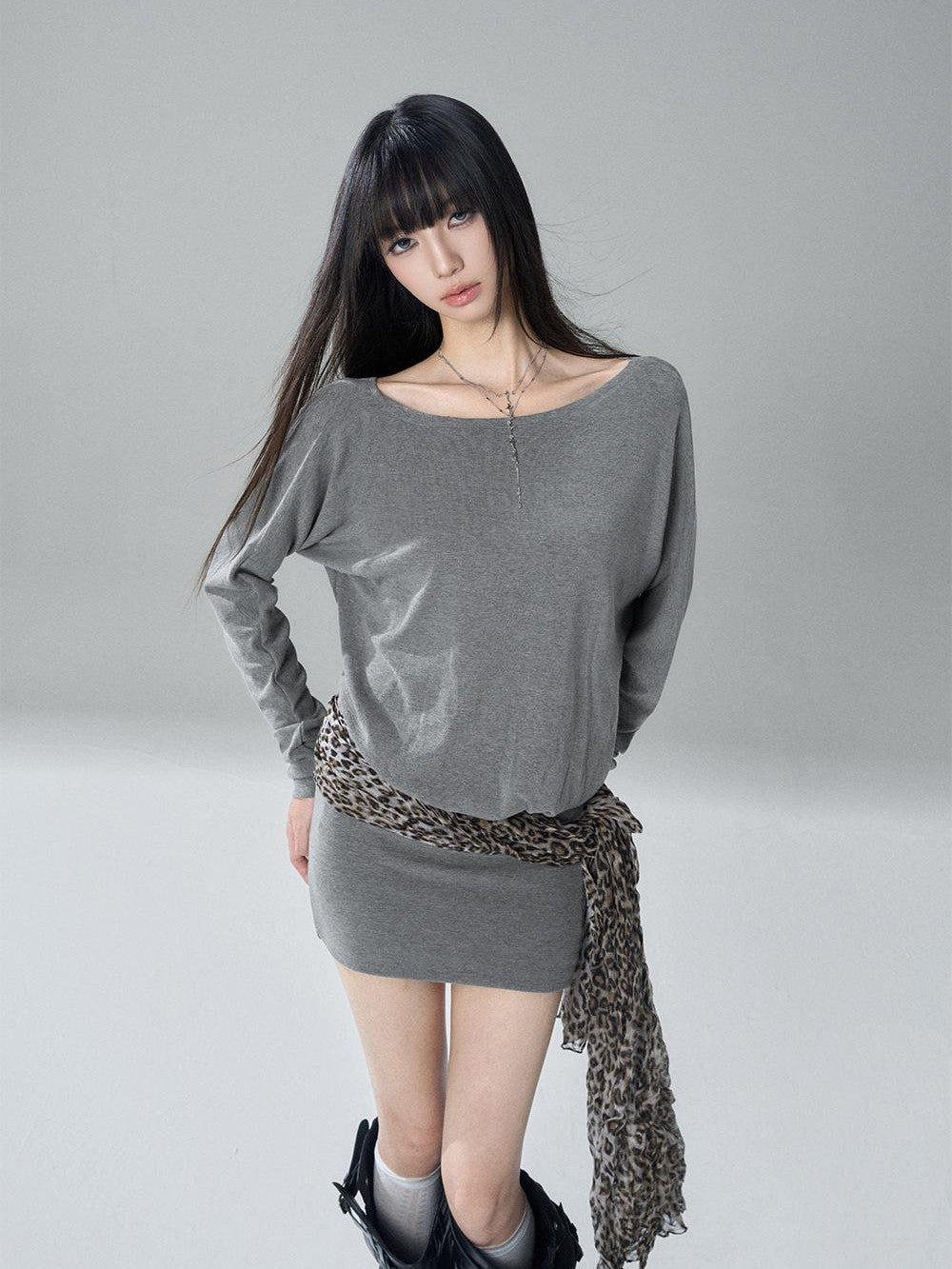 LADYGHOST Black Off Shoulder Long Sleeve Knit Slim Fit Women&