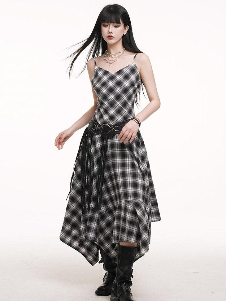 LADYGHOST Ethereal Asymmetrical Hem Black White Check Women&