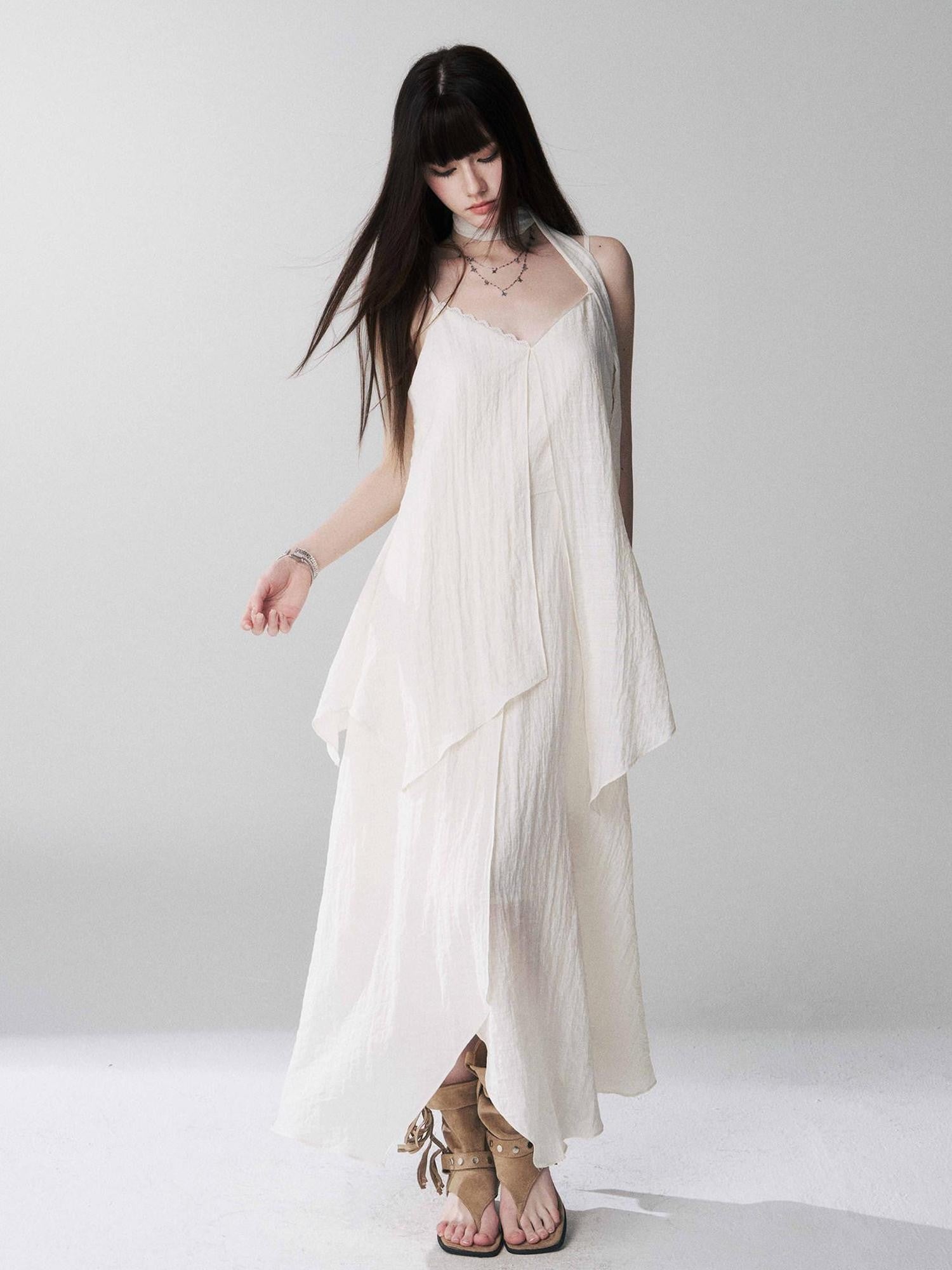 LADYGHOST Ethereal Black Spaghetti Strap Slimming Relaxed Women&