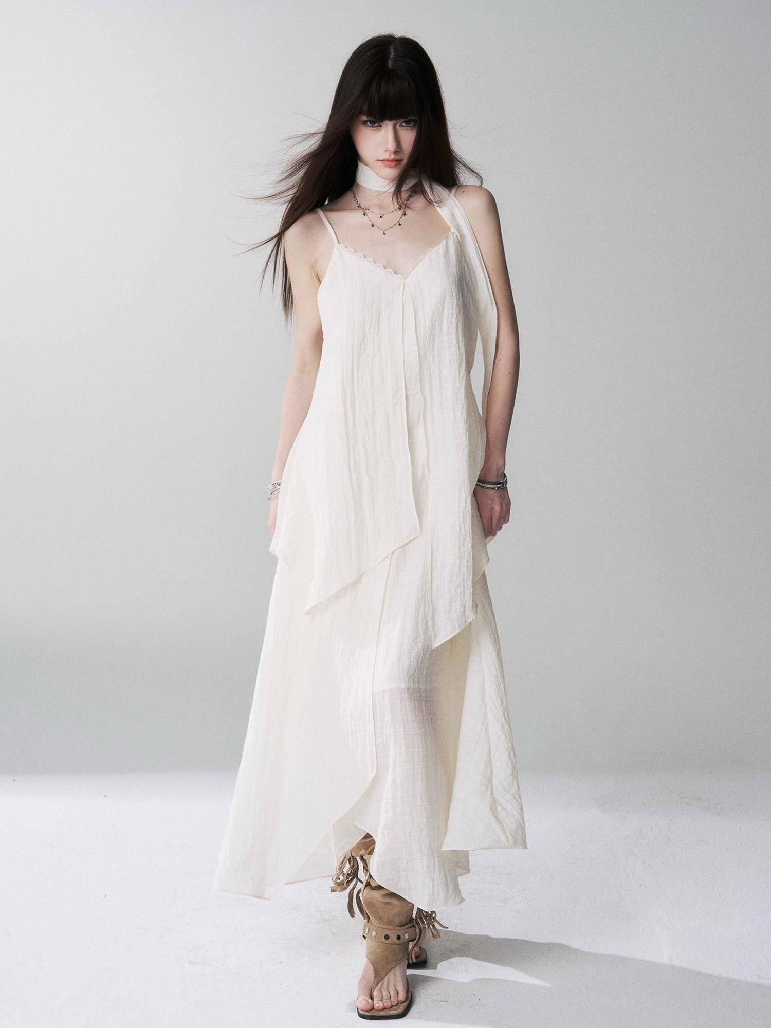 LADYGHOST Ethereal Black Spaghetti Strap Slimming Relaxed Women&
