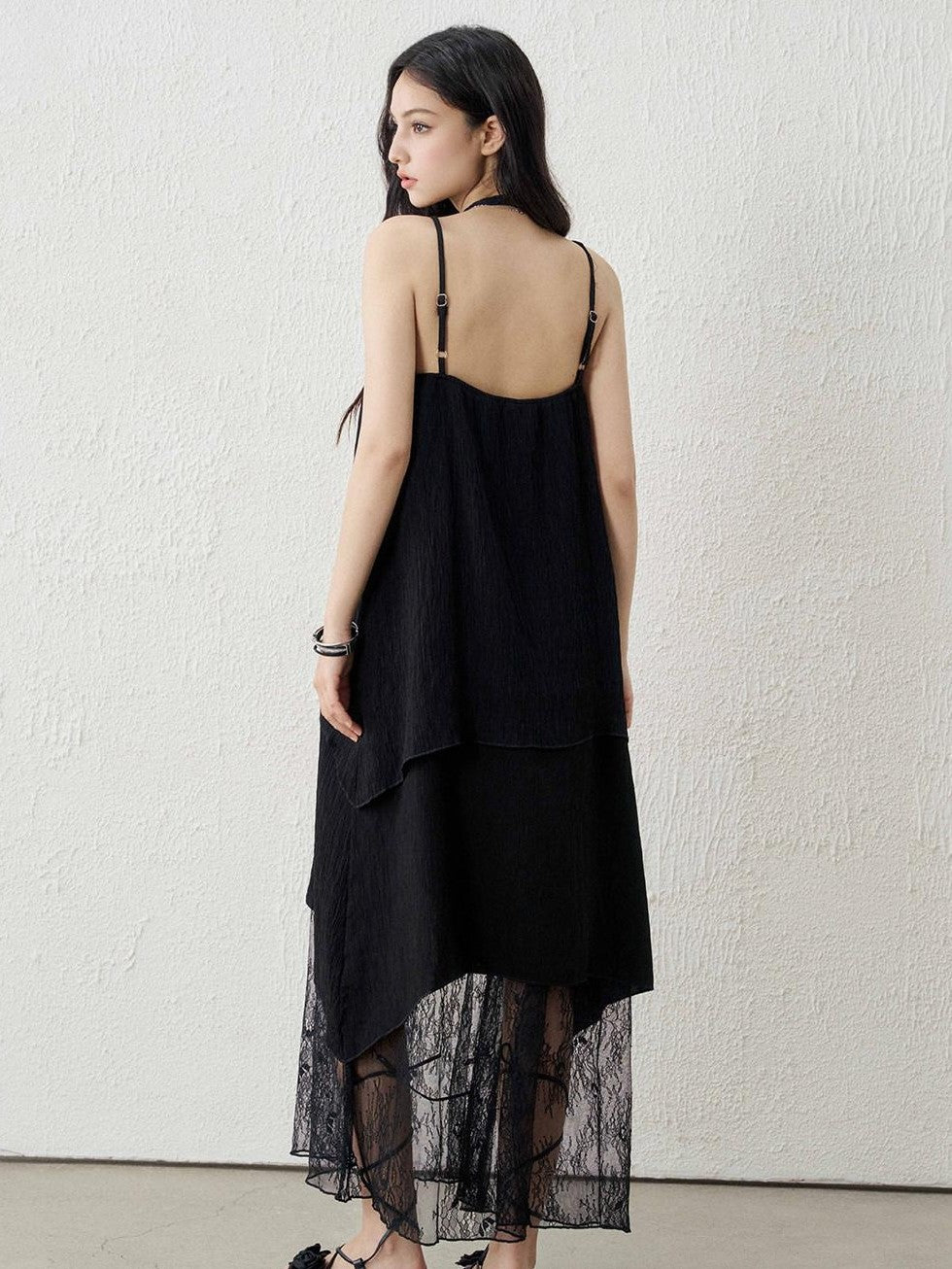 LADYGHOST Ethereal Black V-neck Spaghetti Strap Women&