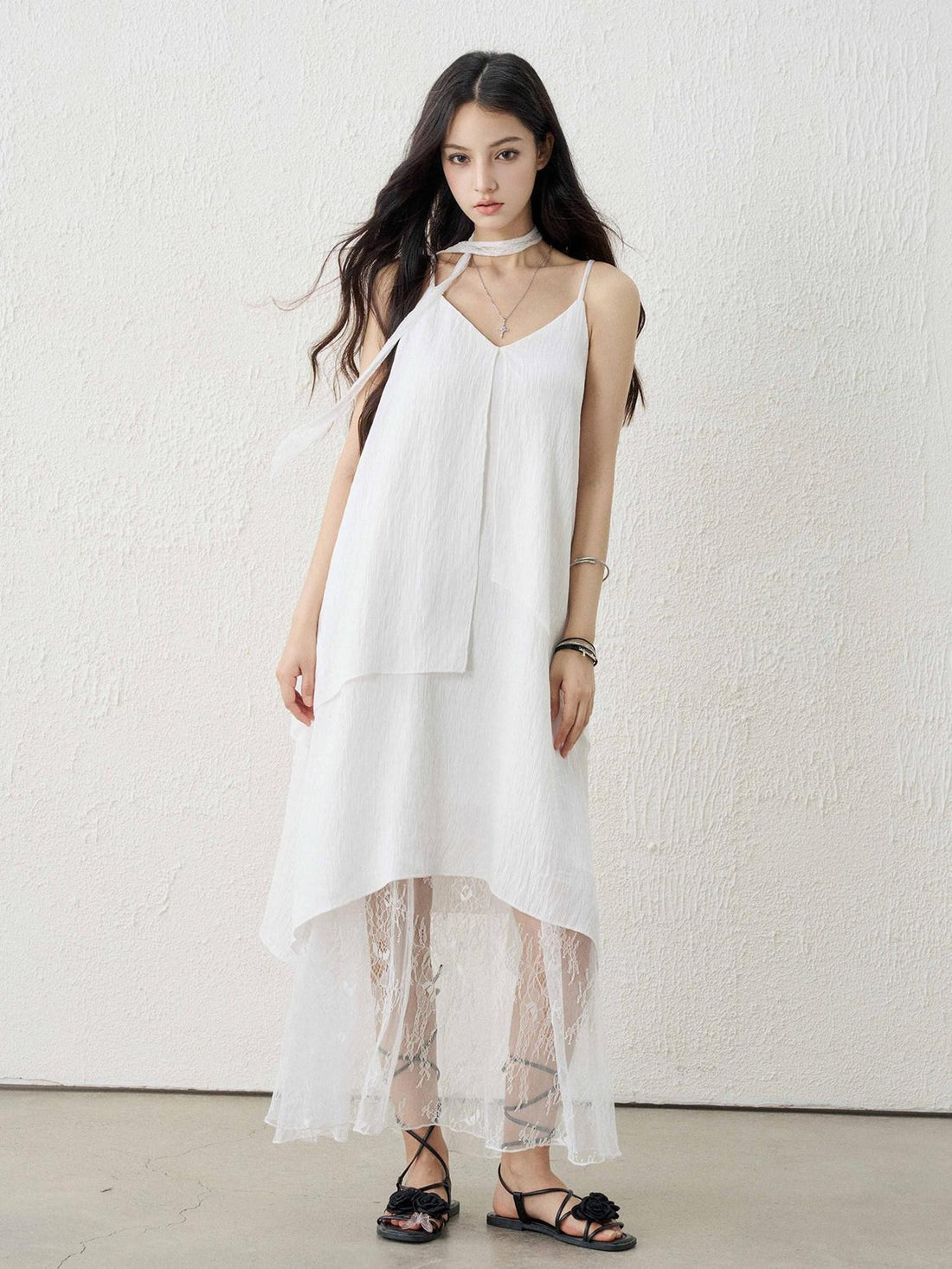 LADYGHOST Ethereal Black V-neck Spaghetti Strap Women&