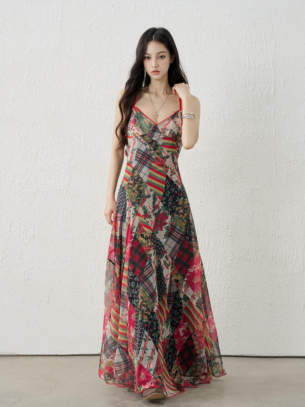 LADYGHOST Ethereal Floral Plaid Backless Spaghetti Strap Women&