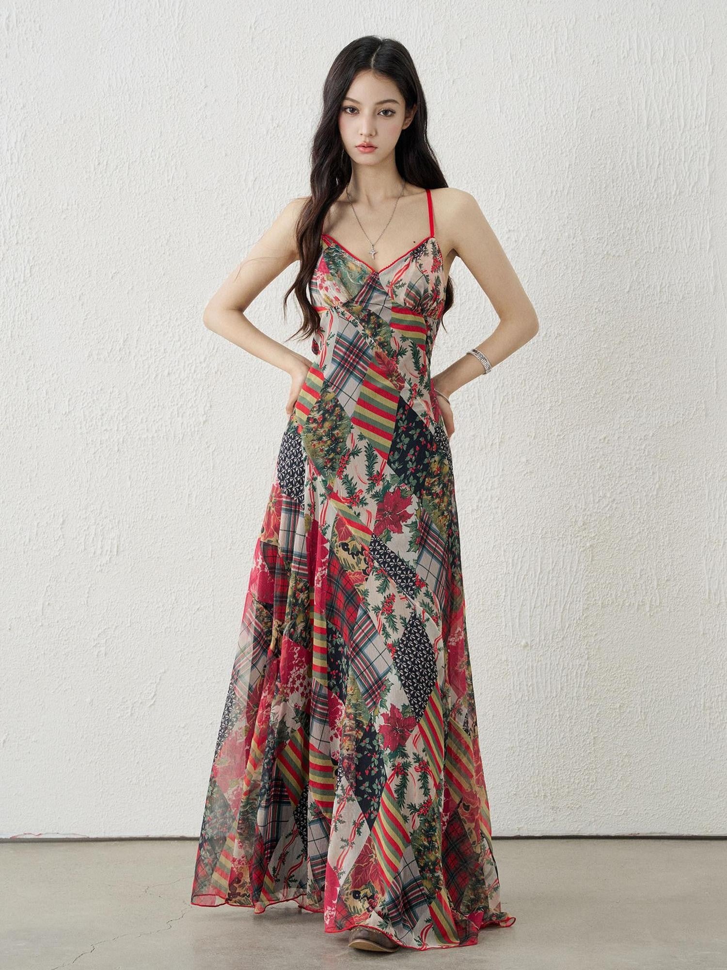 LADYGHOST Ethereal Floral Plaid Backless Spaghetti Strap Women&
