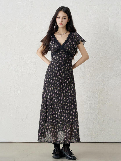 LADYGHOST Ethereal French Black V-neck Floral Women&