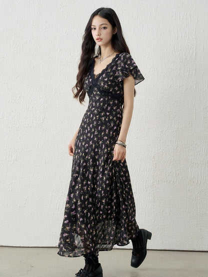 LADYGHOST Ethereal French Black V-neck Floral Women&