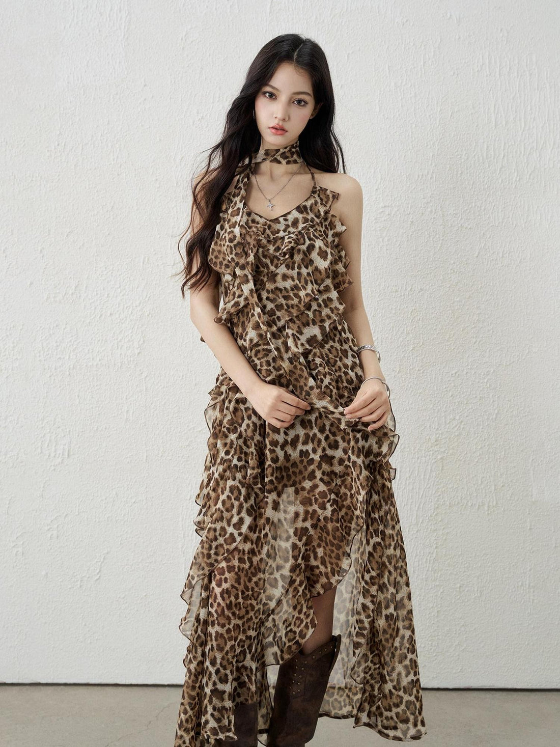 LADYGHOST Ethereal Leopard Print Backless Ruffled Women&