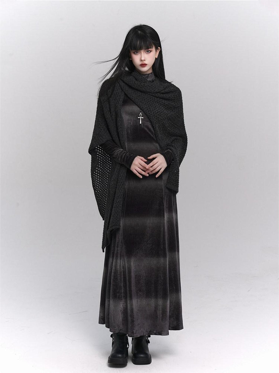 LADYGHOST Ethereal Minimalist Women&