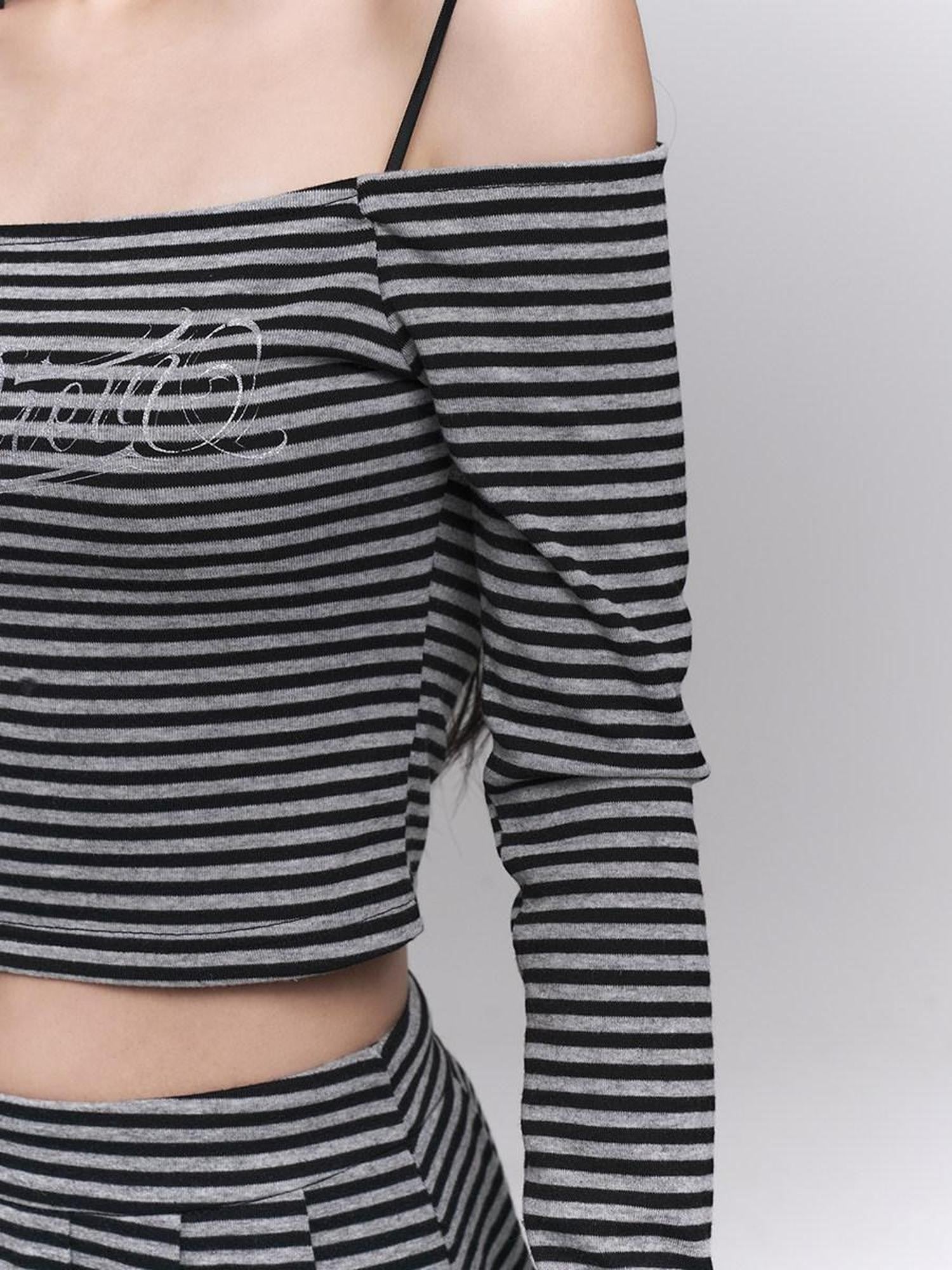 LADYGHOST Ethereal Off Shoulder Designed Figure Flattering Women&
