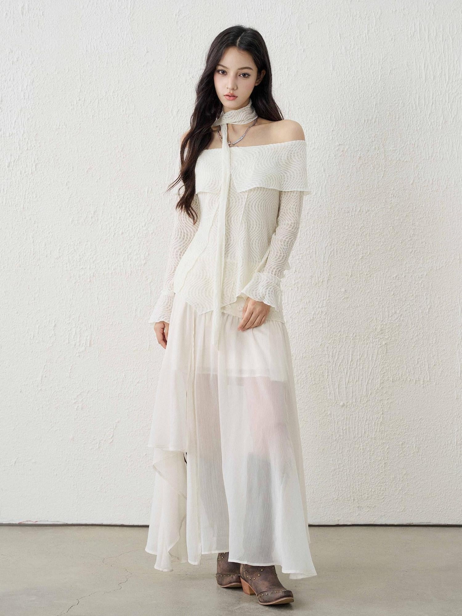 LADYGHOST Ethereal Textured Off Shoulder Women&