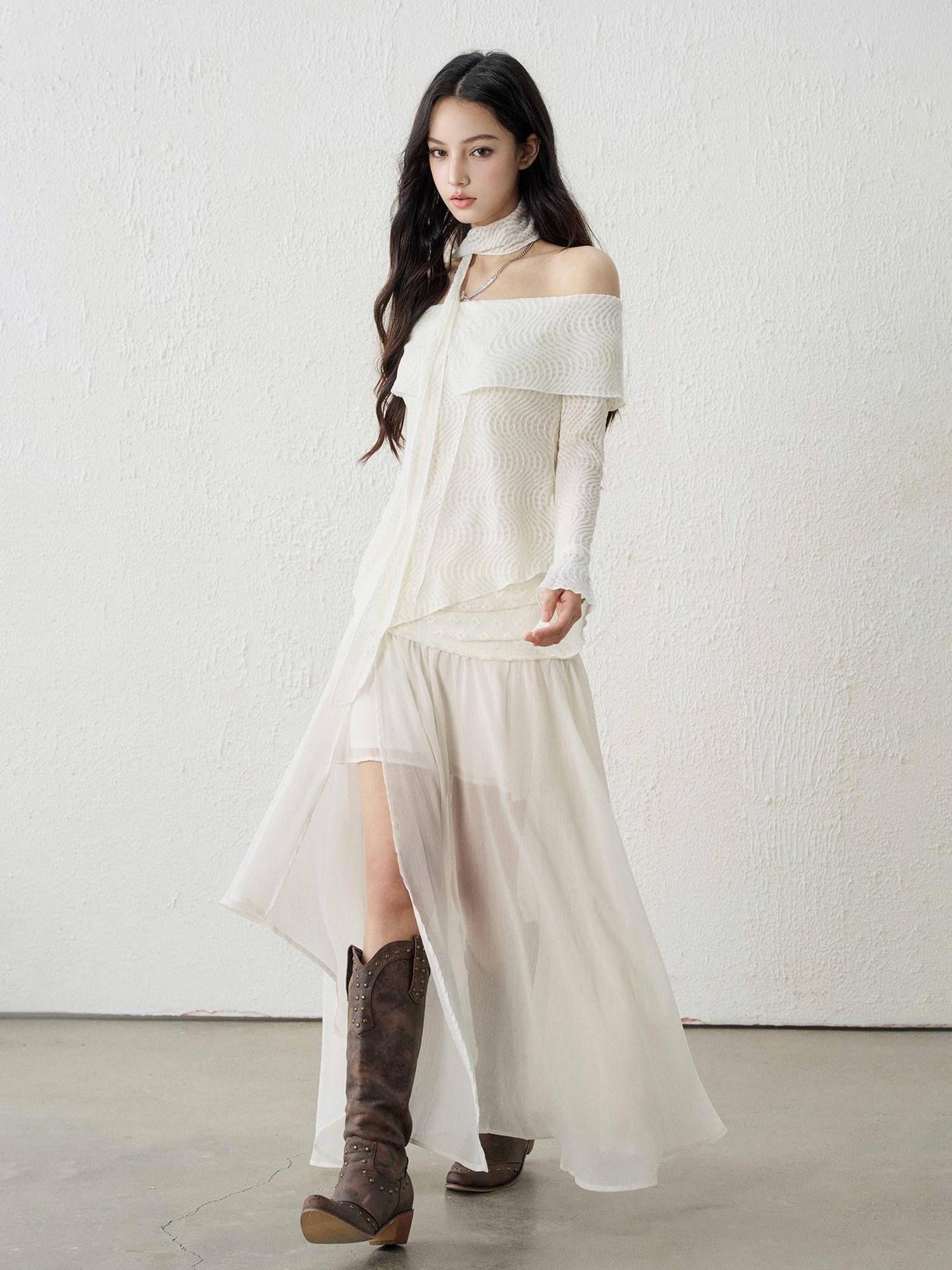 LADYGHOST Ethereal Textured Off Shoulder Women&