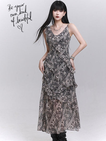 LADYGHOST Ethereal V-neck Spaghetti Strap Cinched Waist Women&