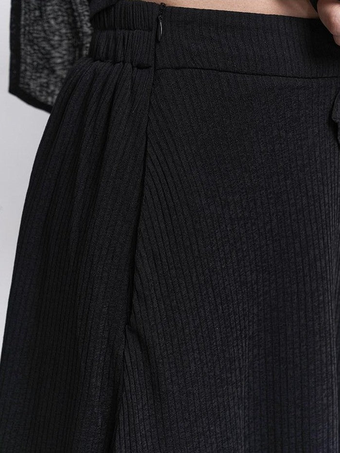 LADYGHOST Ghost Girl Black Minimalist Sophisticated Women&