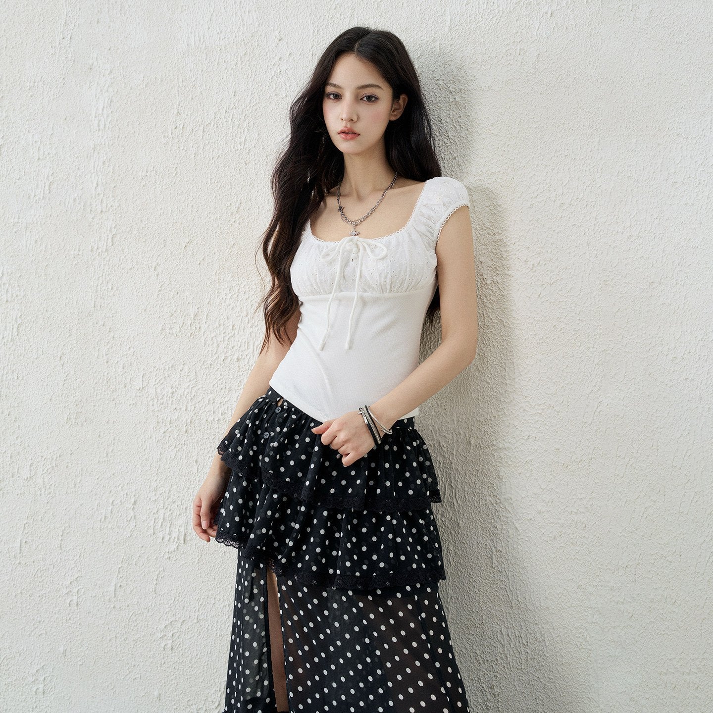 LADYGHOST_Ghost_Girl_Square_Neck_Collarbone_Crop_Women&