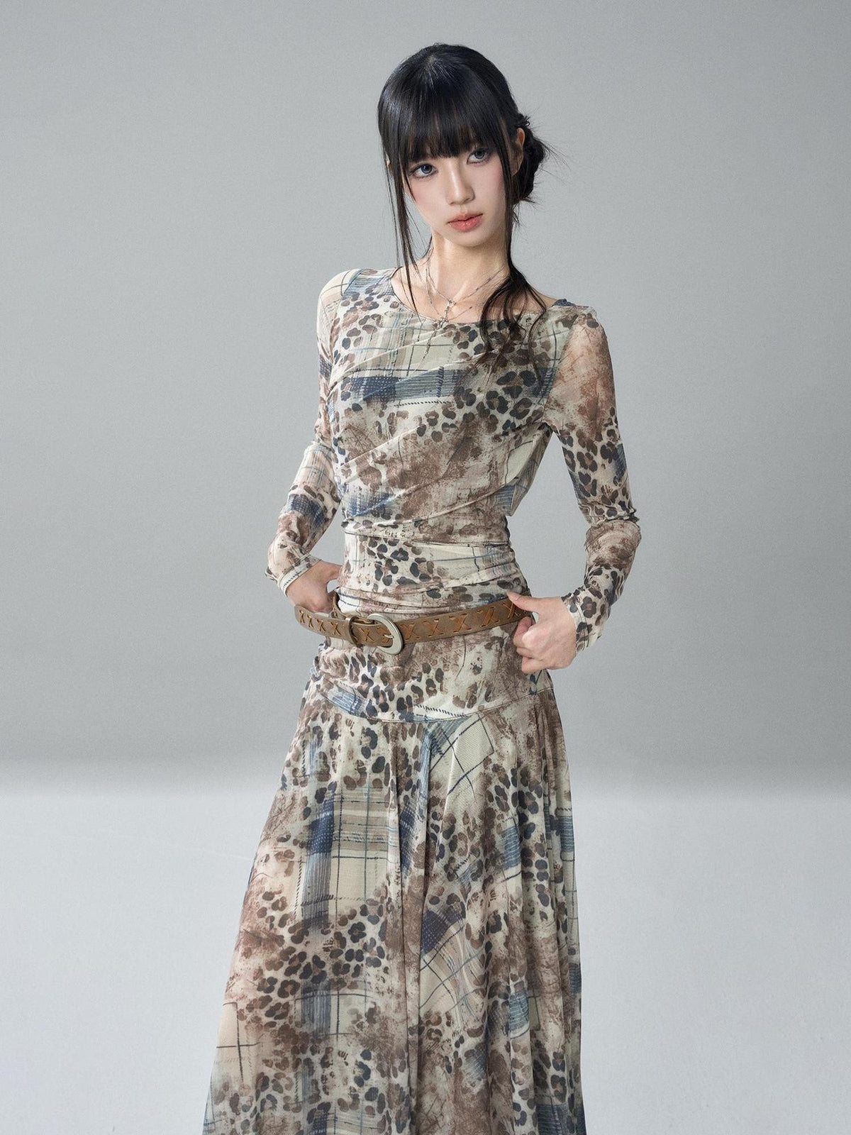 LADYGHOST Ghost Print Long Sleeve Slim Waist Women&