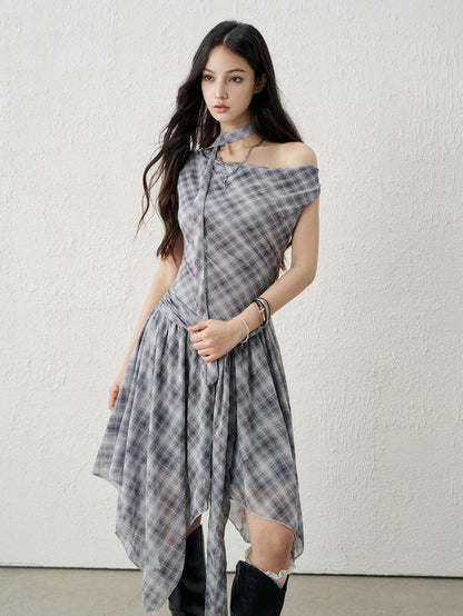 LADYGHOST Ghostly Asymmetric Plaid One Shoulder Cinched Waist Women&