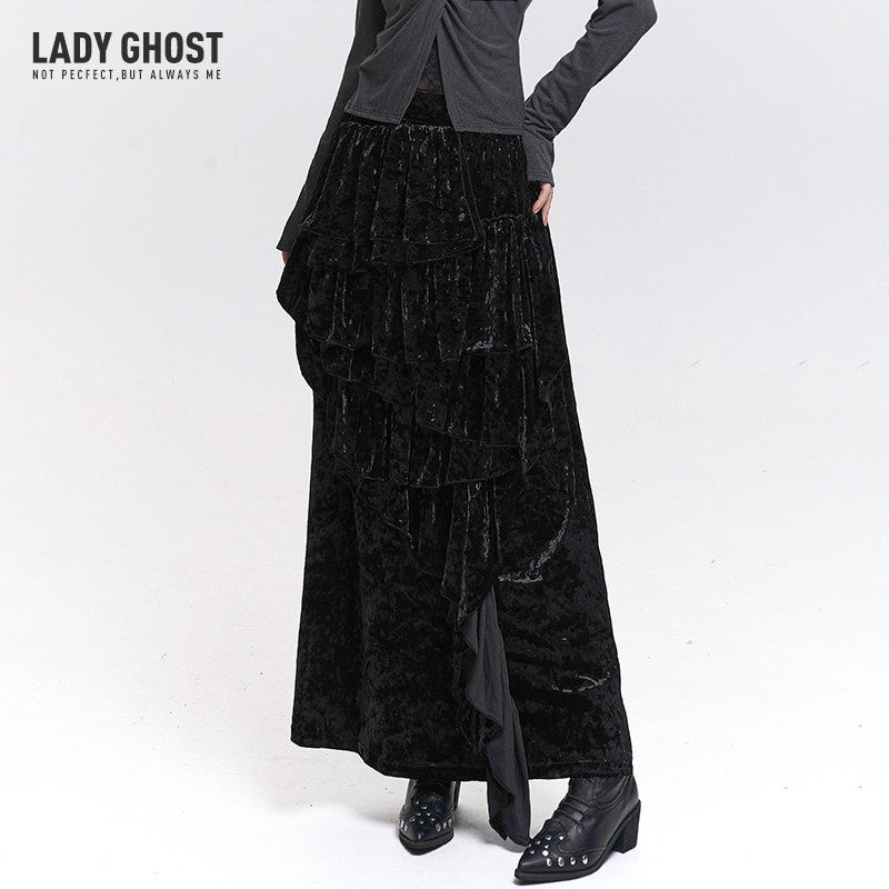 LADYGHOST_Ghostly_Atmospheric_Asymmetrical_Women&