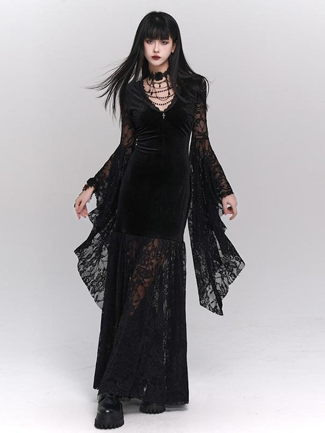 LADYGHOST Ghostly Girl Gothic Rose Floral Dark Subculture Women&