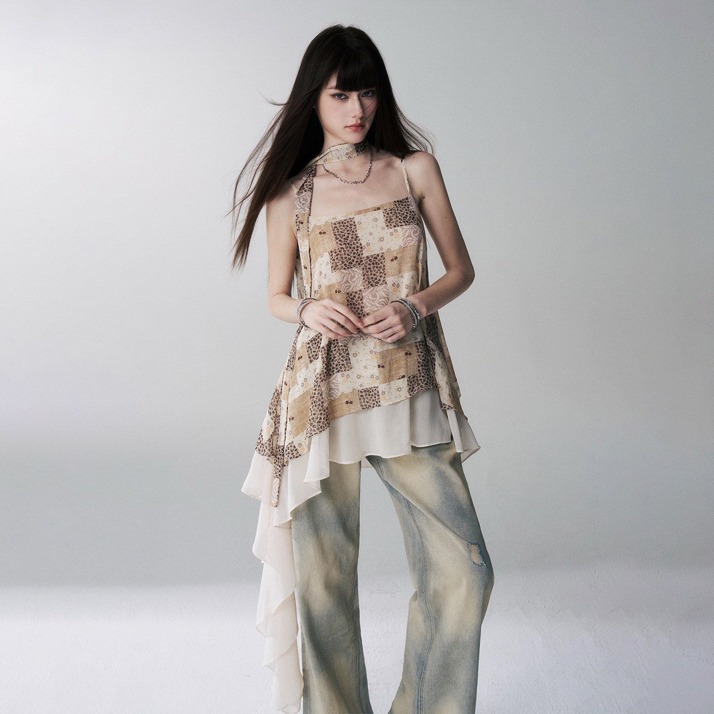 LADYGHOST_Ghostly_Girl_Unique_Design_Relaxed_Fit_Women&