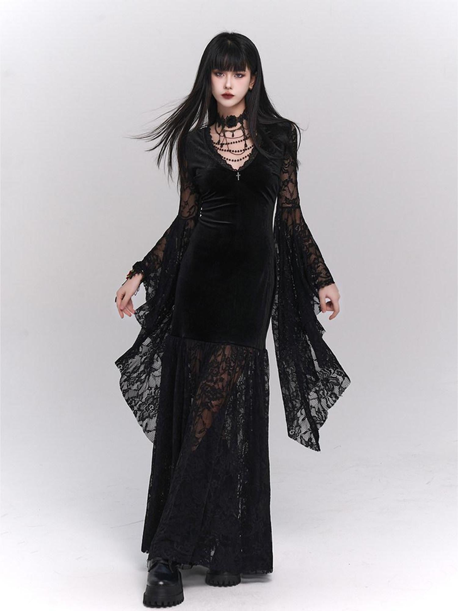 LADYGHOST Ghostly Gothic Lace Figure Flattering Women&