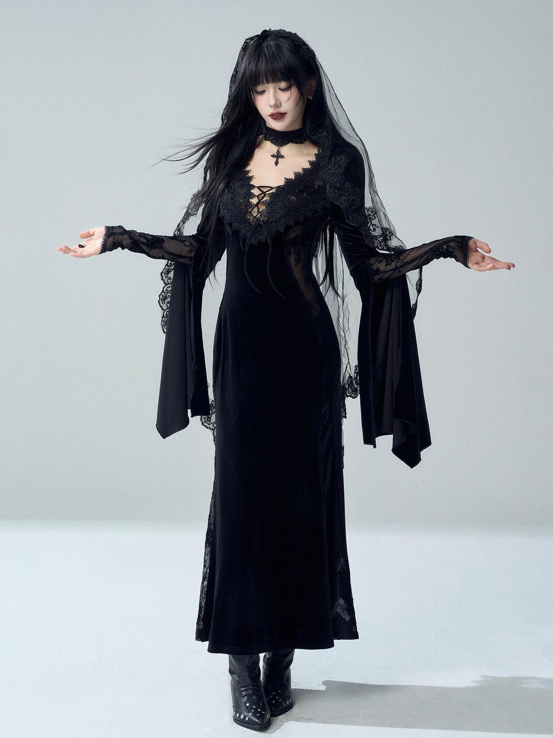 LADYGHOST Gothic Lace Up V-neck Long Sleeve Women&