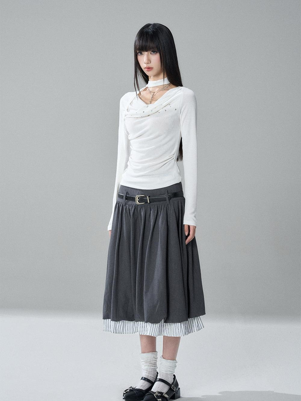 LADYGHOST Ruched Draped Neck Solid Slim Fit Women&