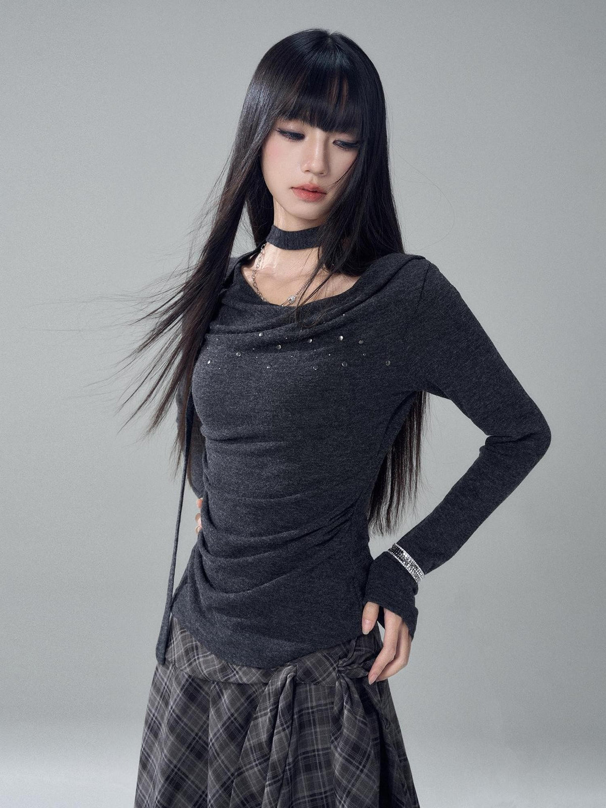 LADYGHOST Ruched Draped Neck Solid Slim Fit Women&