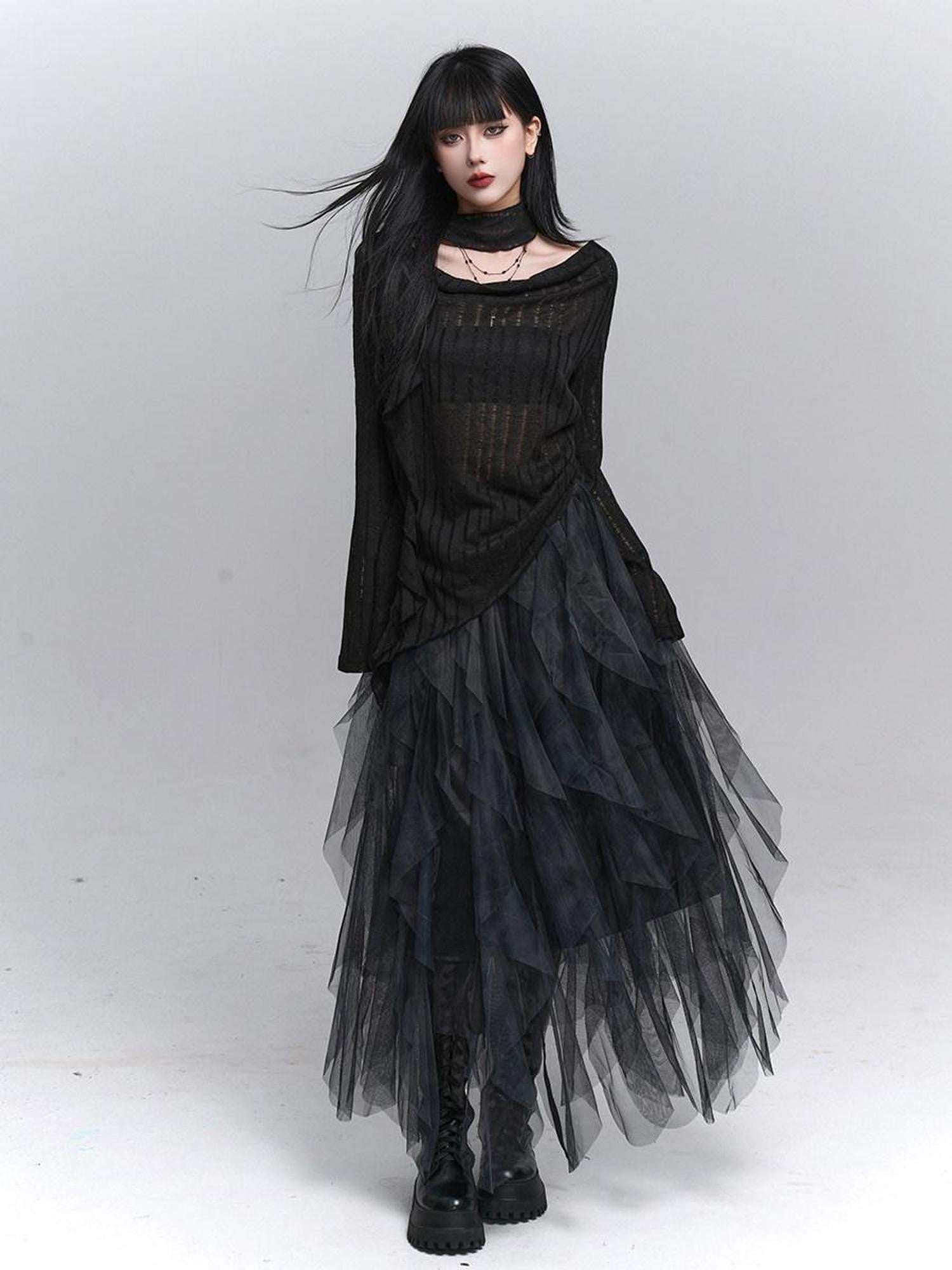 LADYGHOST Scoop Neck Cutout Long Sleeve Women&