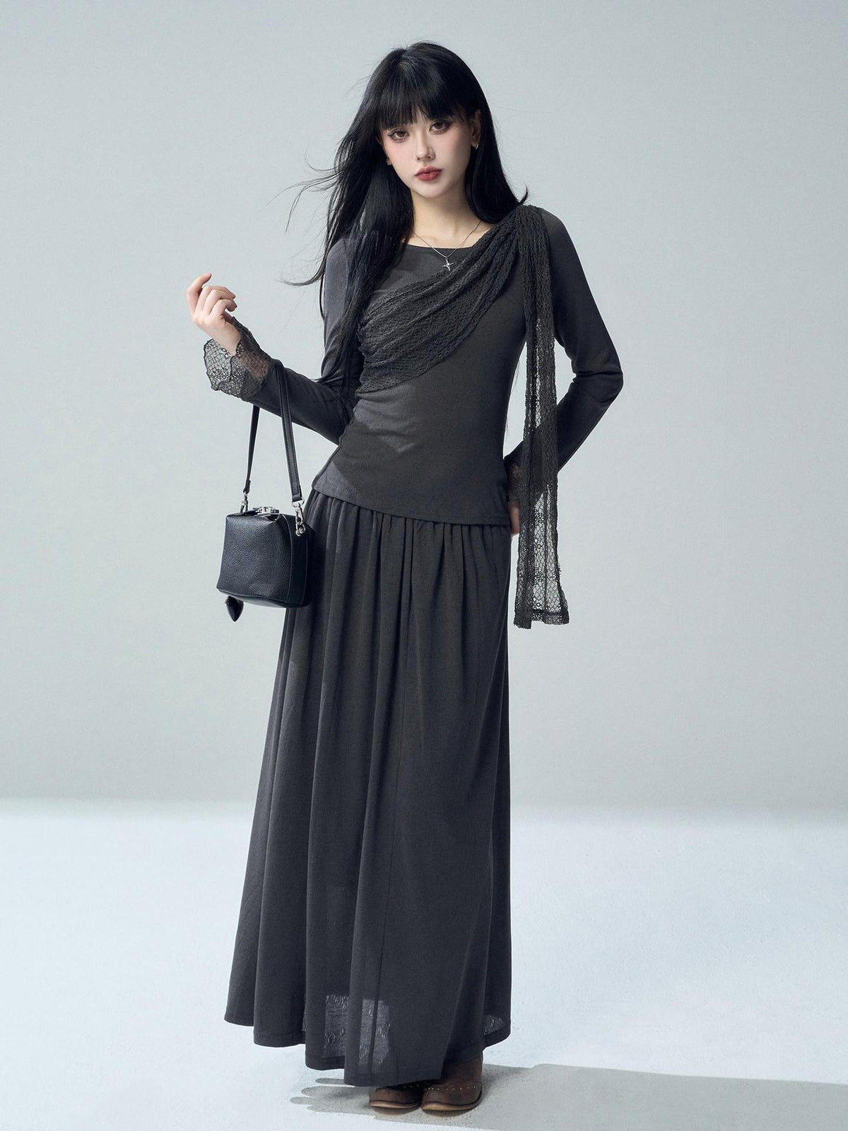LADYGHOST Spliced Lace Trim Slim Fit Long Sleeve Round Neck Top Women&