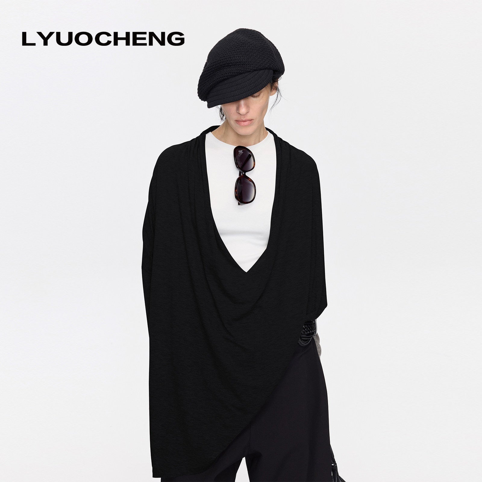 LYUOCHENG_Asymmetric_Draped_V-neck_Shirred_Women&