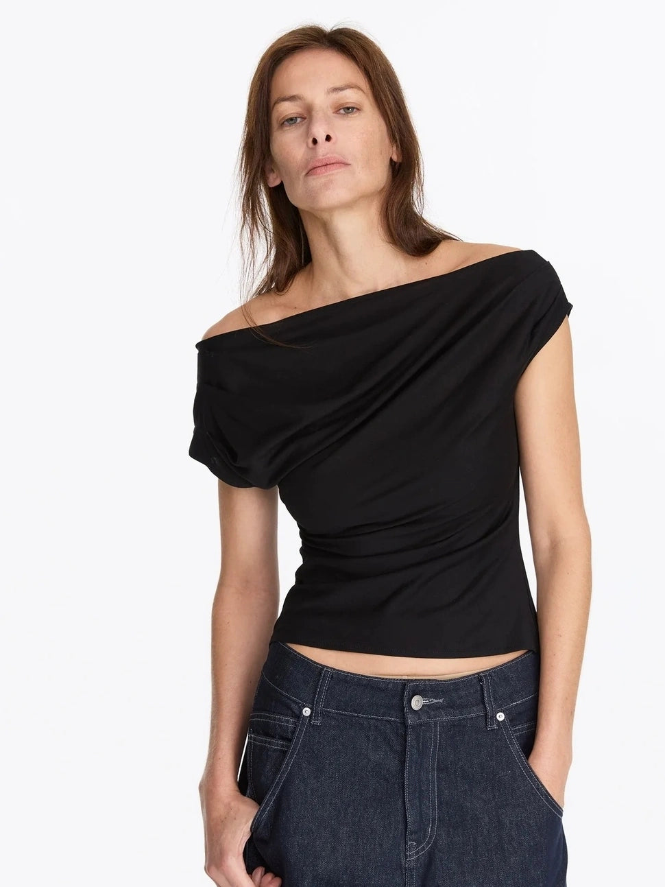 LYUOCHENG Asymmetric V-neck Sleeveless Top