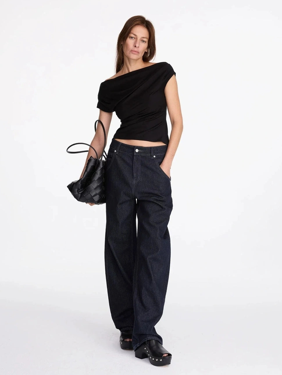 LYUOCHENG Asymmetric V-neck Sleeveless Top