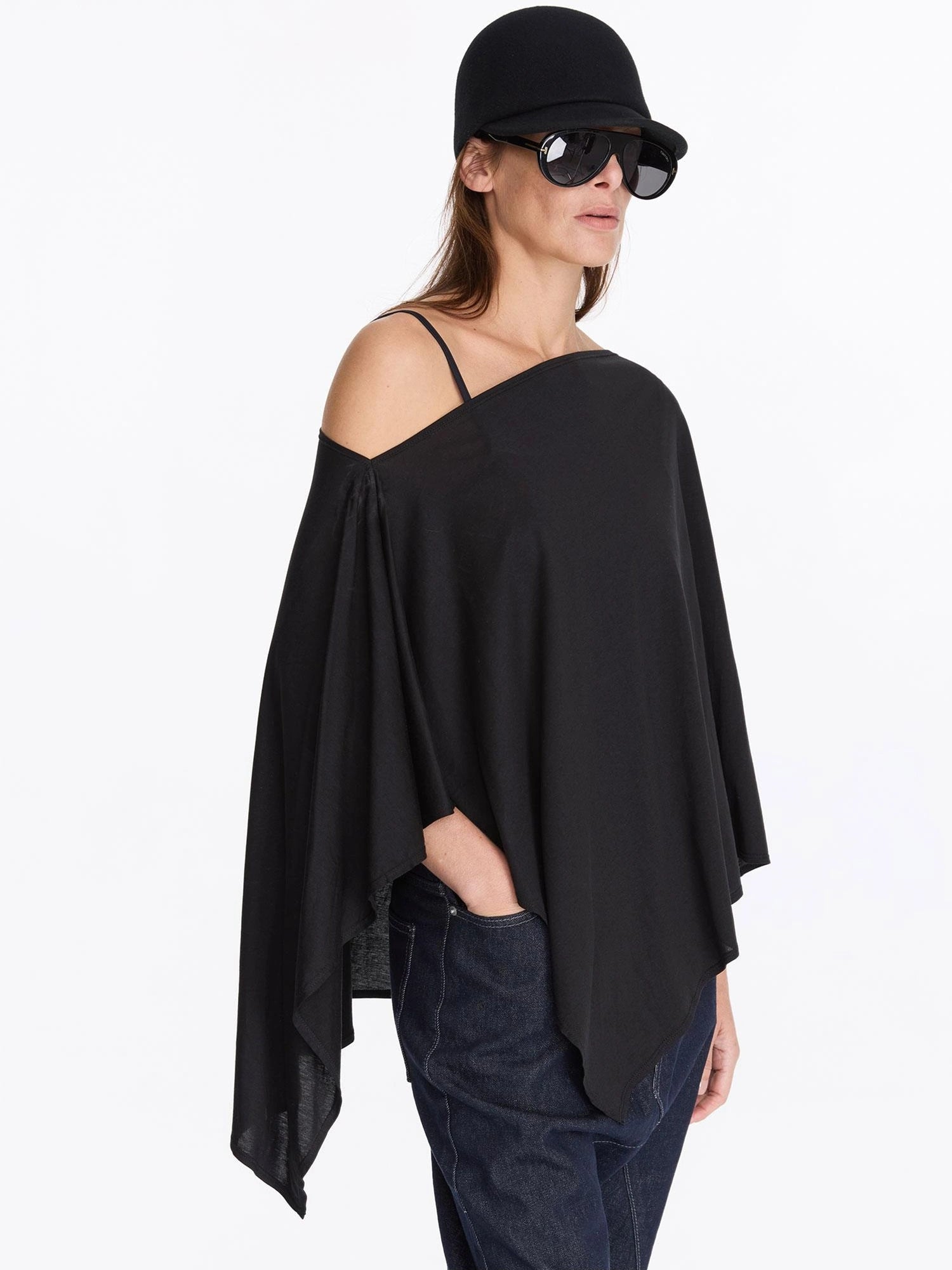 LYUOCHENG Asymmetrical Cold Shoulder Sun Protection Blouse