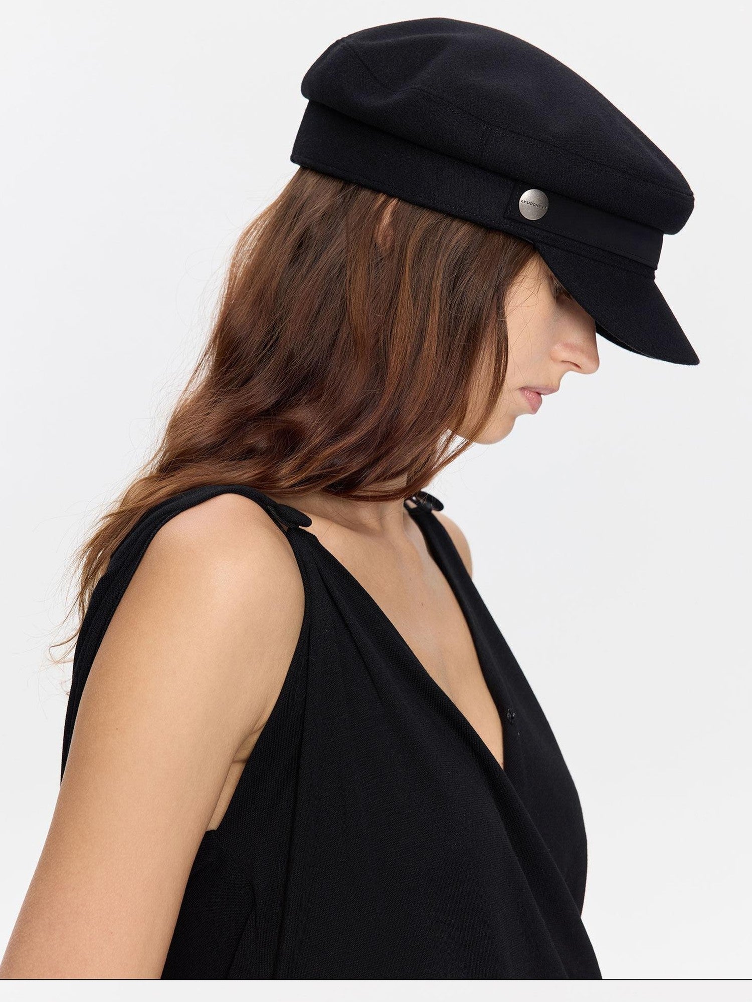 LYUOCHENG Black Adjustable Flat Top Stiff Short Brim Casual Women&