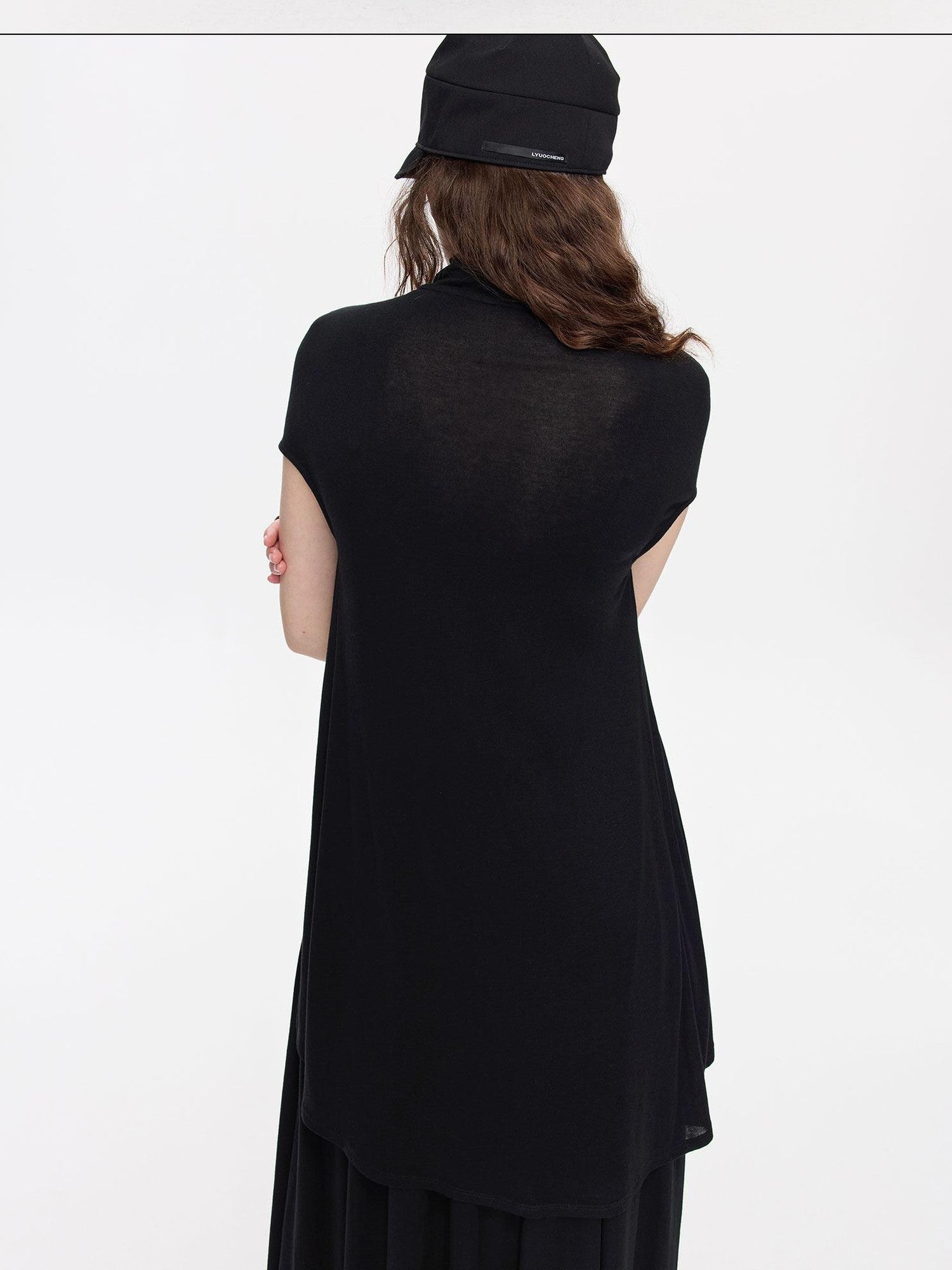 LYUOCHENG Black Asymmetric Slit Shirred Cowl Women&