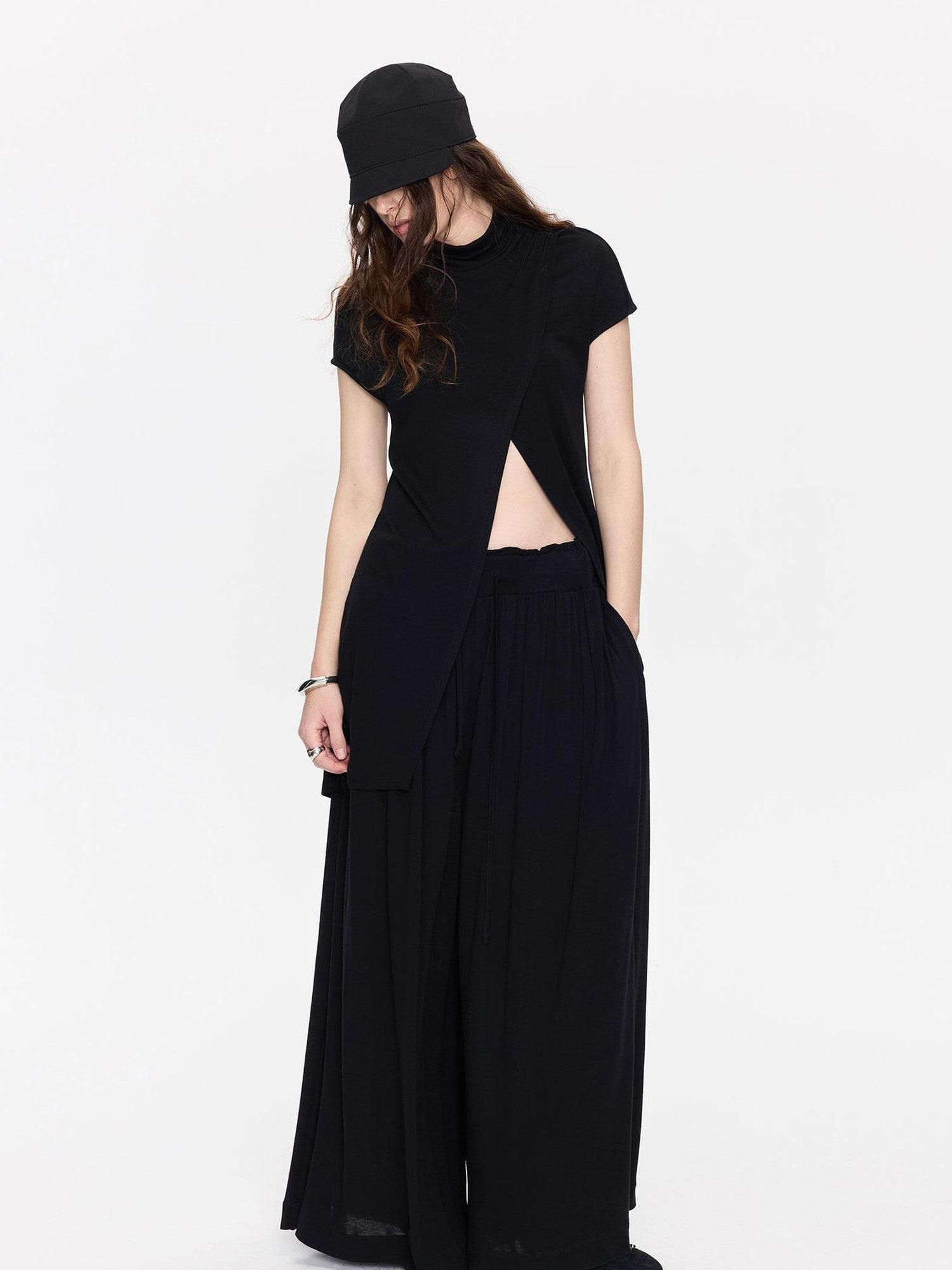 LYUOCHENG Black Asymmetric Slit Shirred Cowl Women&