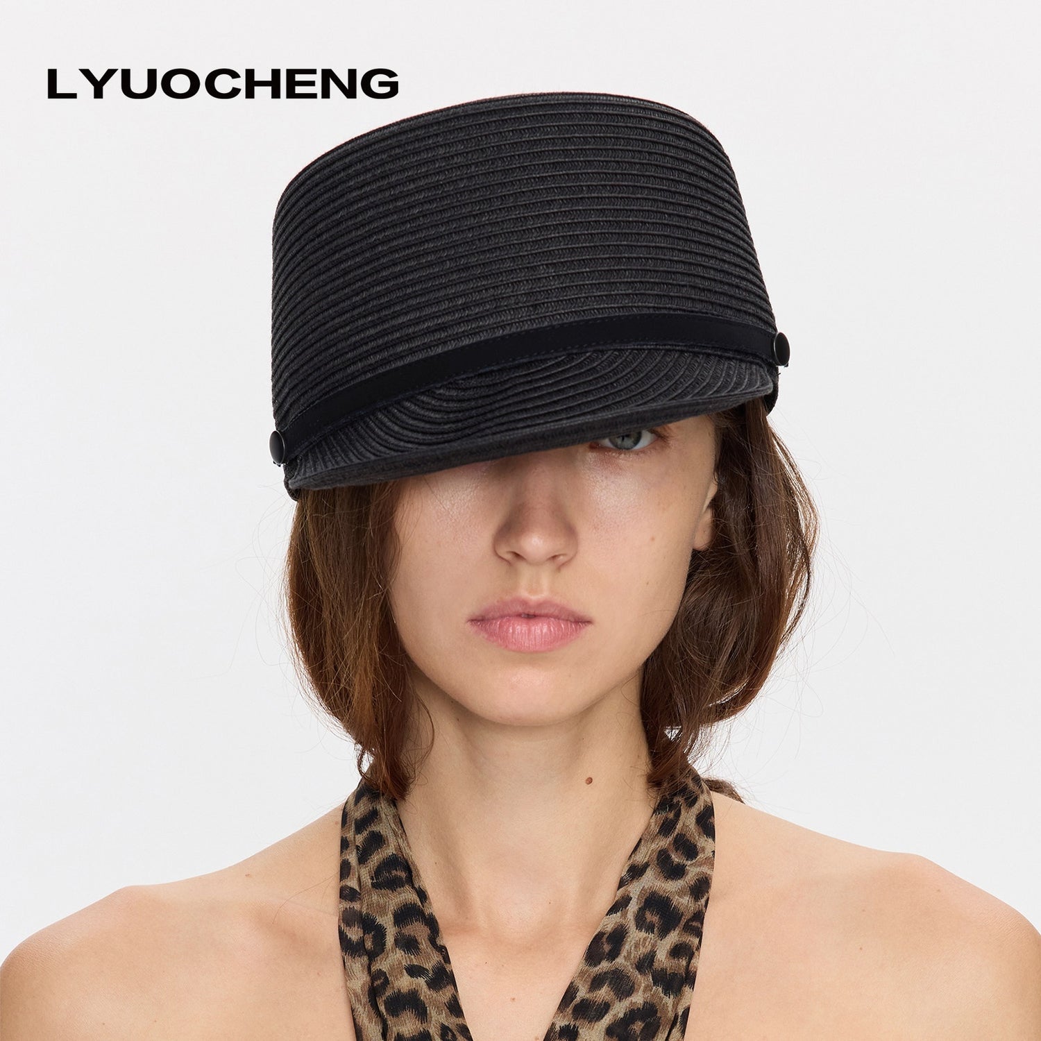 LYUOCHENG_Black_Breathable_Woven_Flat_Top_Wide_Brim_Riding_Pleated_Women&