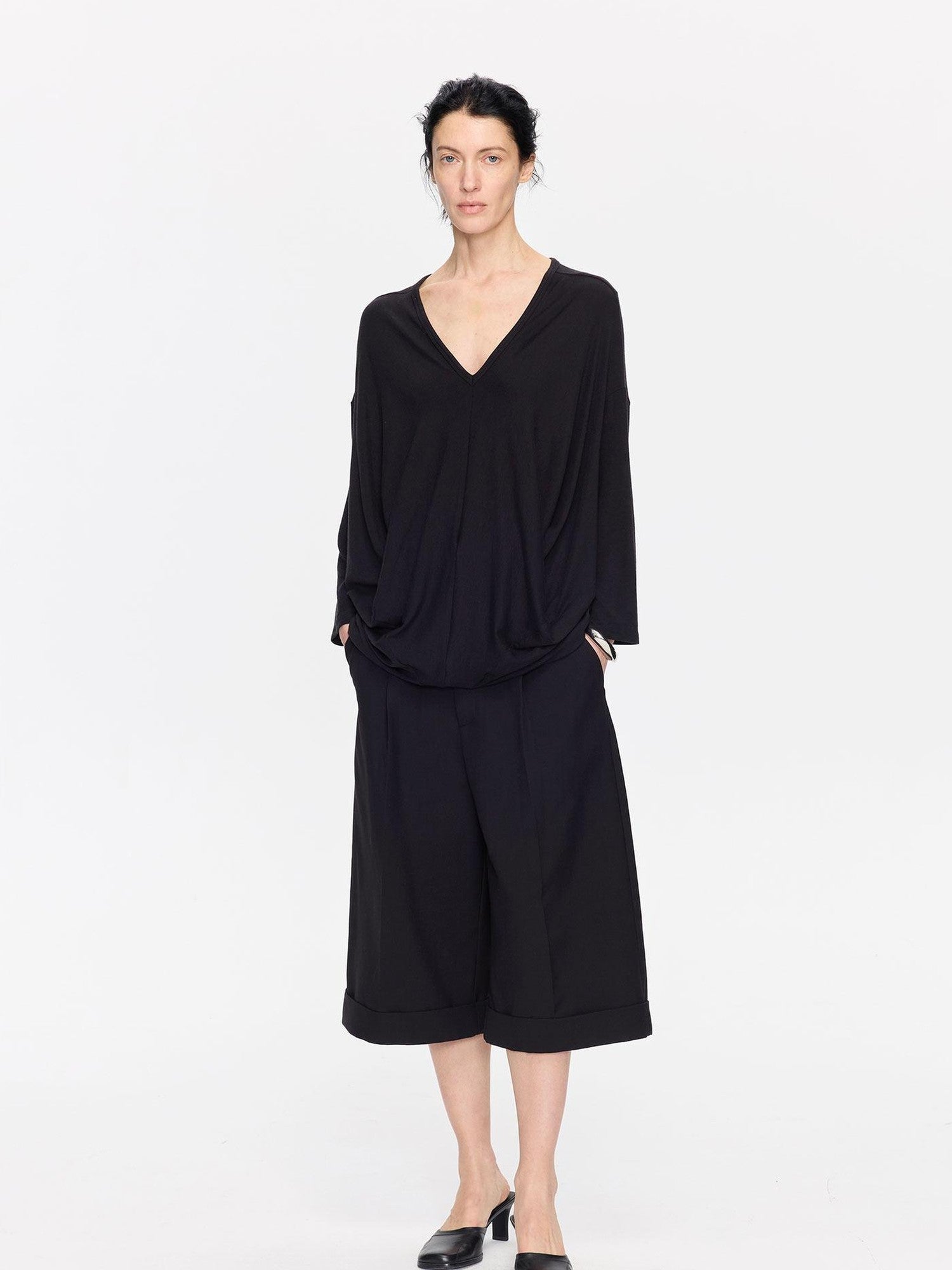 LYUOCHENG Black Classic Casual Cropped Low Rise Women&