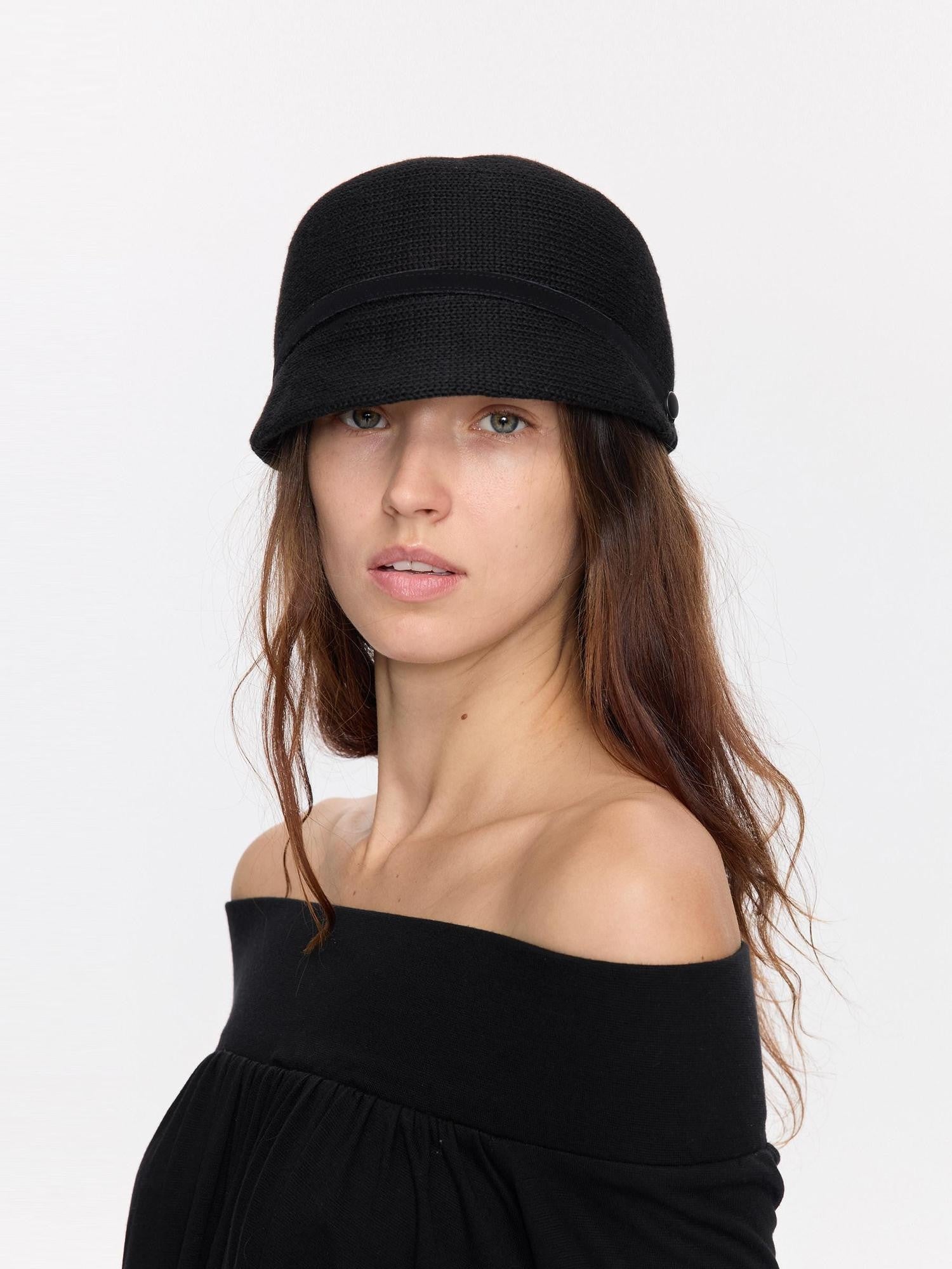 LYUOCHENG Black Knitted Structured Pleated Wide Brim Women&