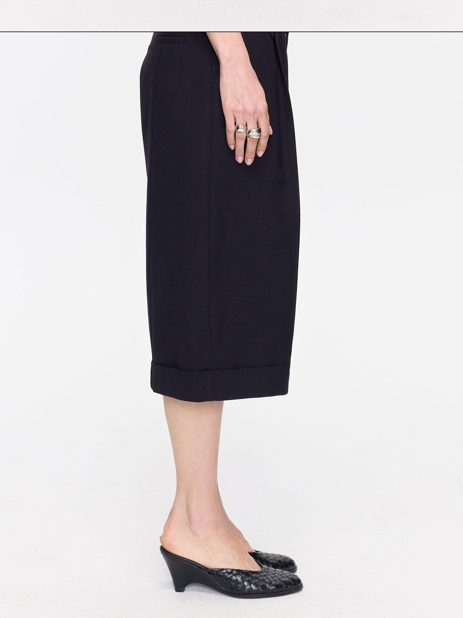 LYUOCHENG Black Woven Pointed Toe Wedge Women&