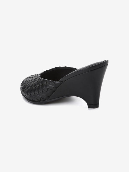 LYUOCHENG Black Woven Pointed Toe Wedge Women&