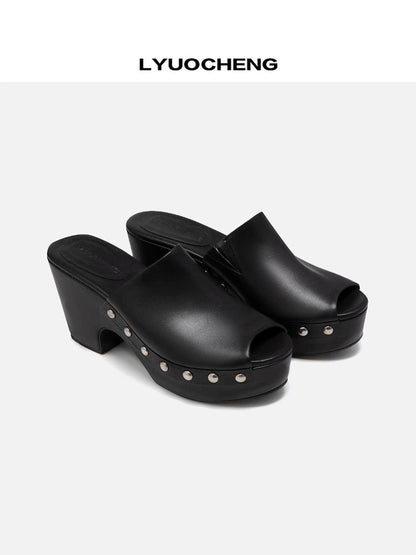 LYUOCHENG Chunky Platform Peep Toe Studded Mule Sandals
