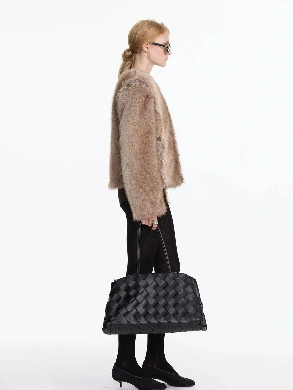 LYUOCHENG Cropped Wide Shoulder Faux Fur Coat In Beige