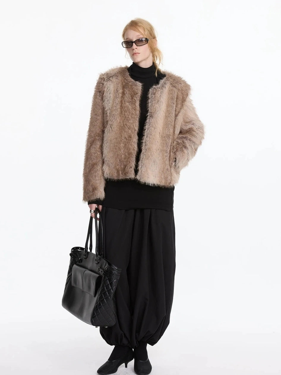 LYUOCHENG Cropped Wide Shoulder Faux Fur Coat In Beige