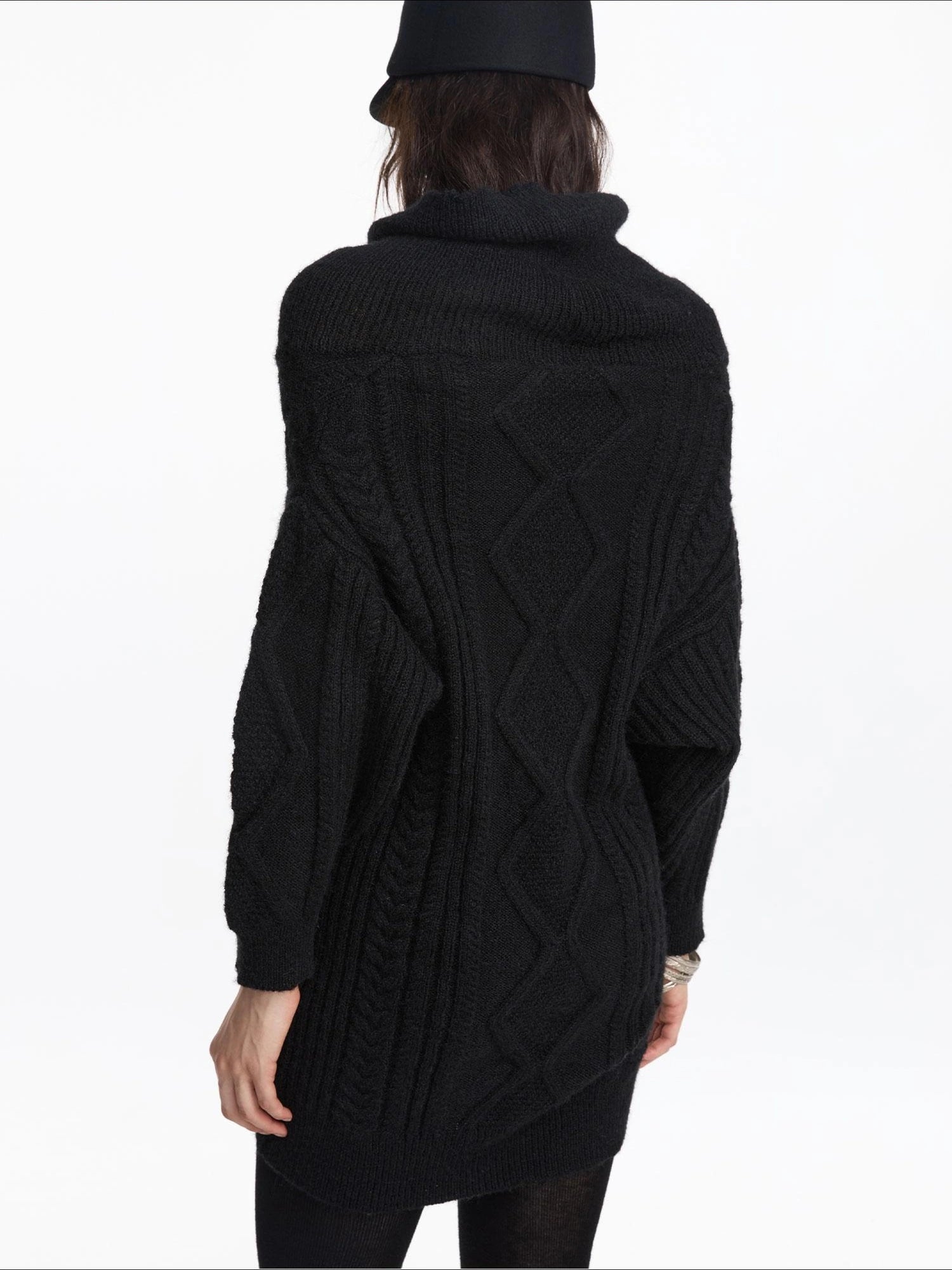 LYUOCHENG Draped Collar Cable Knit Sweater