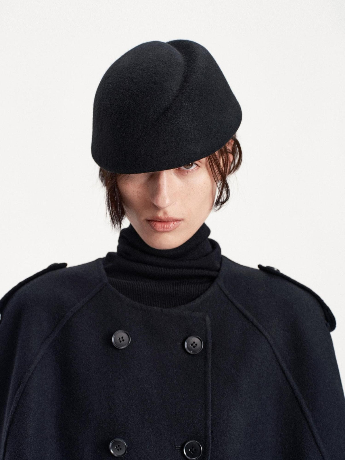 LYUOCHENG Elegant Structured Brimless Wool Felt Hat Women&