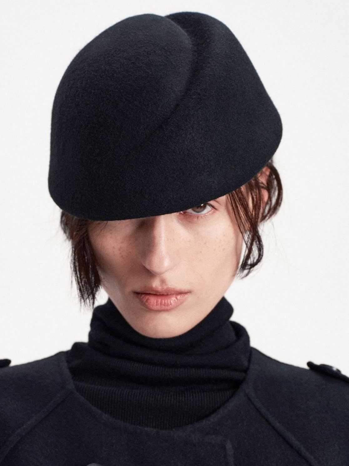 LYUOCHENG Elegant Structured Brimless Wool Felt Hat Women&