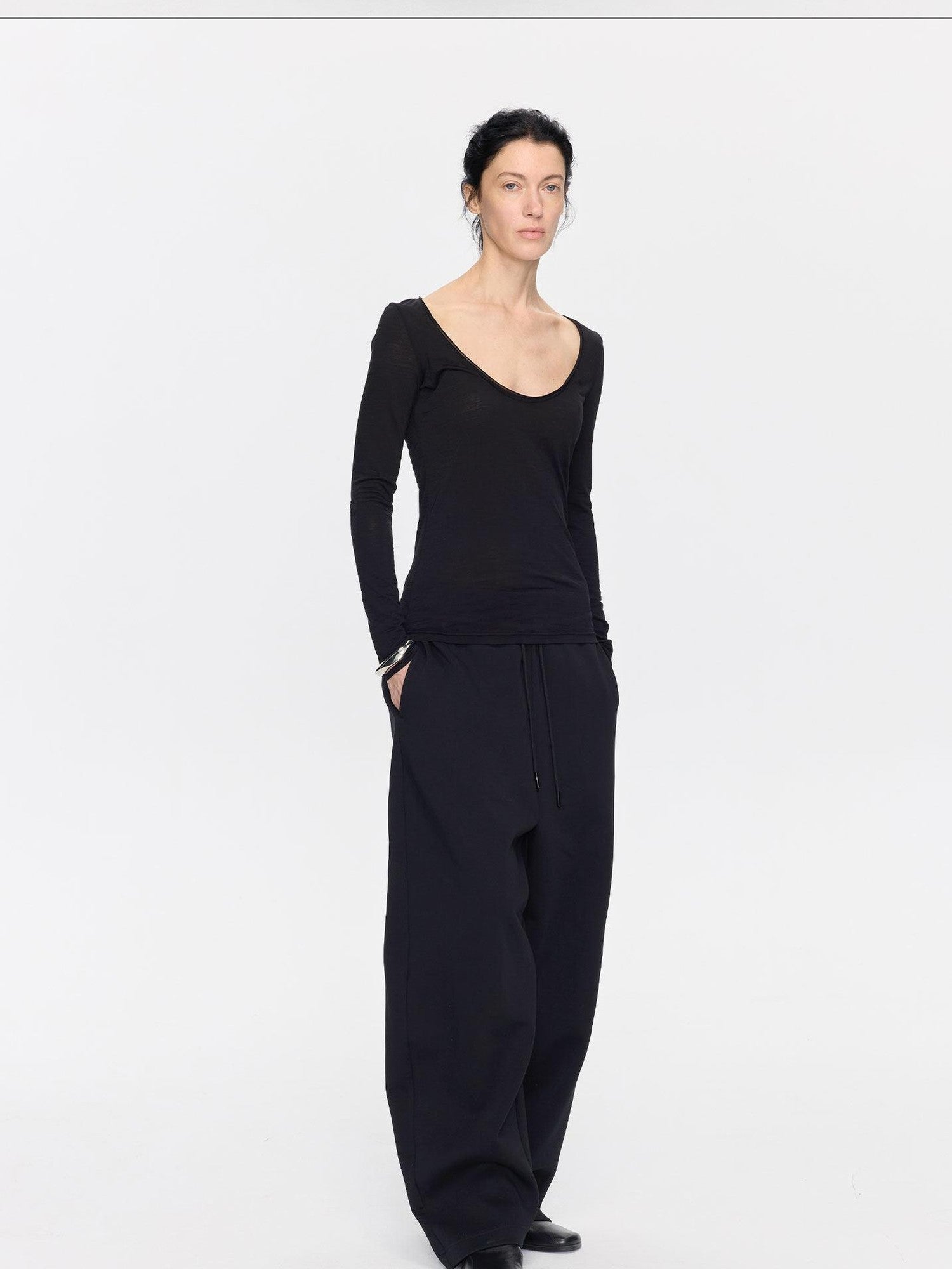 LYUOCHENG Frayed Rolled Edge Wide Crewneck Women&