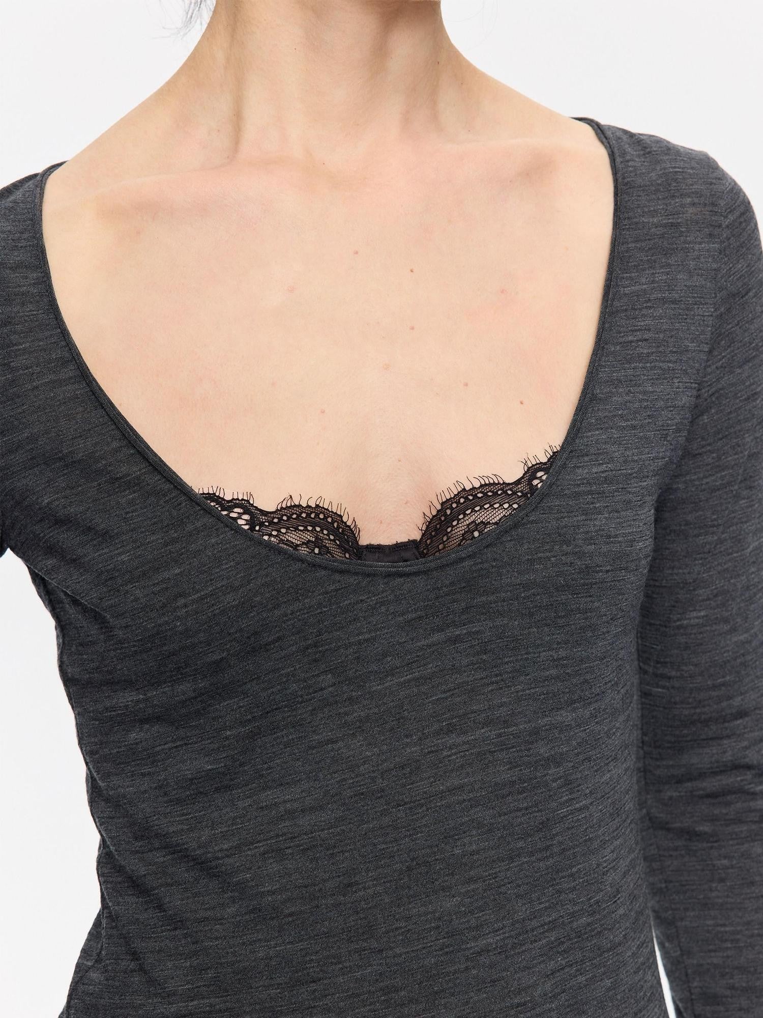 LYUOCHENG Frayed Rolled Edge Wide Crewneck Women&